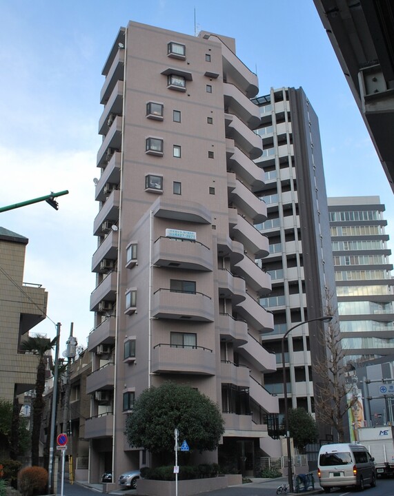 インフィニティ南青山の外観写真 - 港区南青山6丁目14番9号