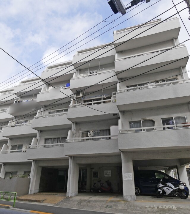 マコトパレスの外観写真 - 世田谷区奥沢1丁目7番1号