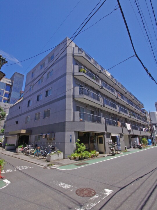 麻布狸穴ナショナルコートの外観写真 - 港区東麻布2丁目8番11号