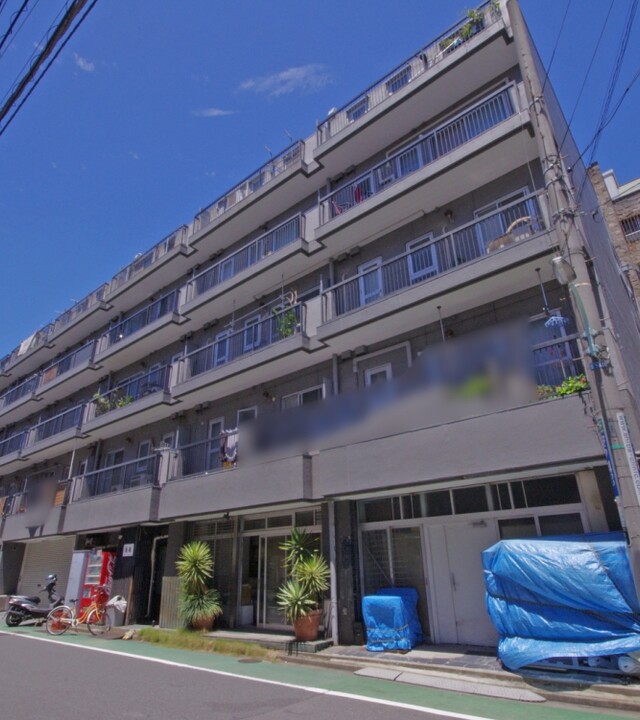 麻布狸穴ナショナルコートのエントランス・共用部