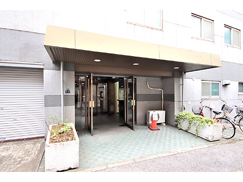 麻布狸穴ナショナルコートの写真 7枚目