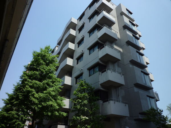 コートアコート深沢の外観写真 - 世田谷区深沢8丁目9番12号