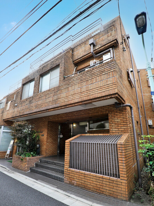 セントラルマンション本郷の外観写真 - 文京区本郷6丁目8番16号