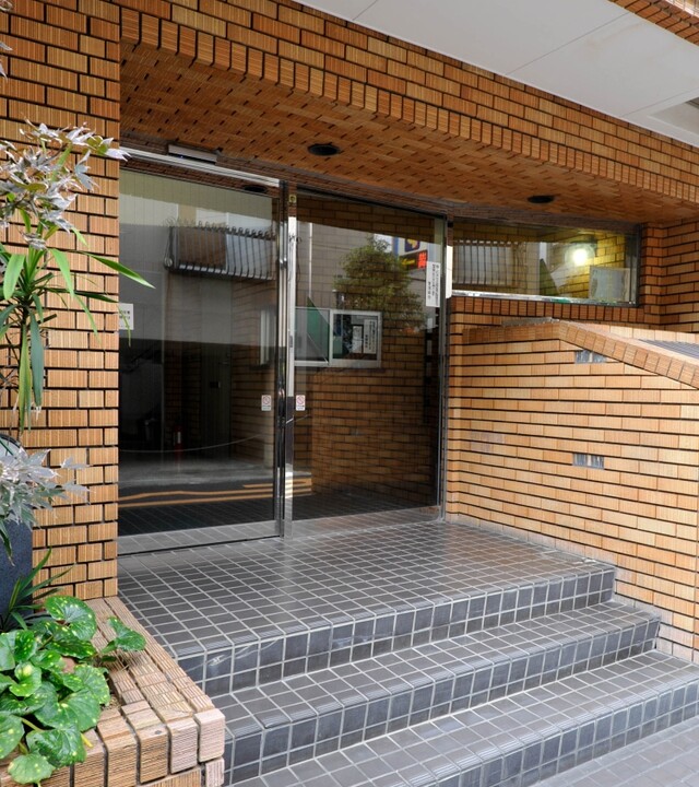 セントラルマンション本郷の写真 4枚目