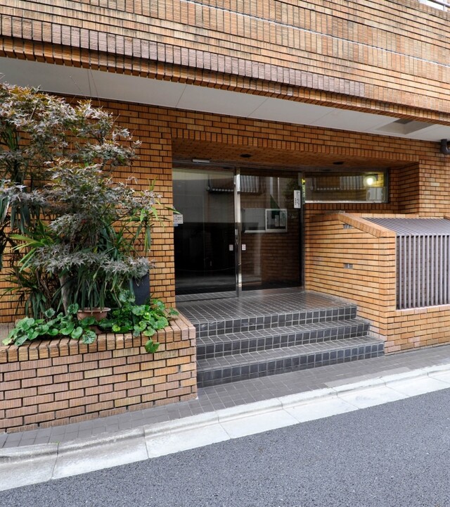 セントラルマンション本郷の写真 5枚目