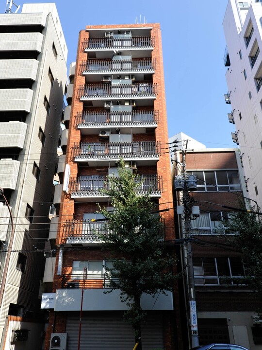 丸和ビルの外観写真 - 文京区本郷3丁目2番5号