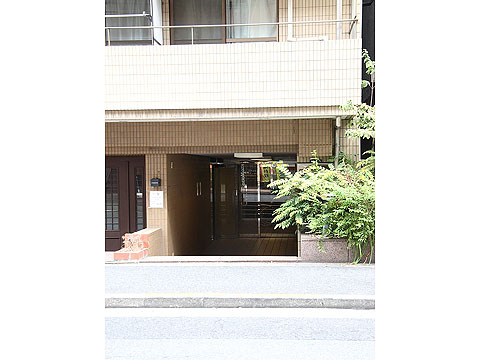 ミリオンパレス麻布仙台坂の写真 9枚目