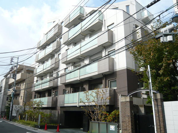 パークリュクス本駒込の外観写真 - 文京区本駒込2丁目29番10号