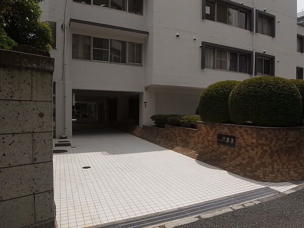 ファミール六本木の写真 3枚目