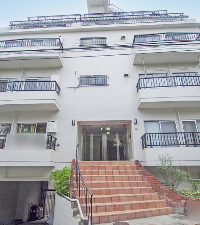 松涛マンションのエントランス・共用部