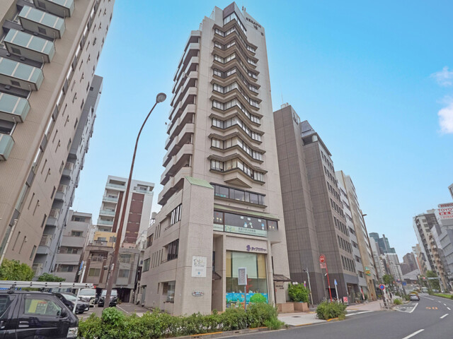 セラフ・テン・アザブの外観写真 - 港区東麻布1丁目26番2号