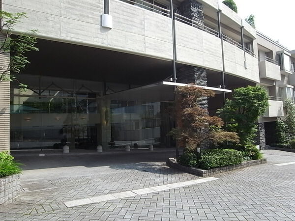 フェアロージュ南平台の写真 6枚目