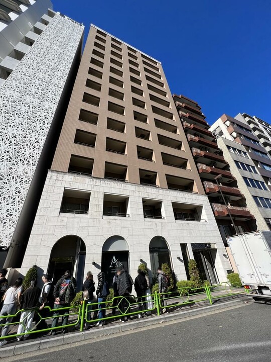 ファミールグラン銀座４丁目の外観写真 - 中央区銀座4丁目14番7号