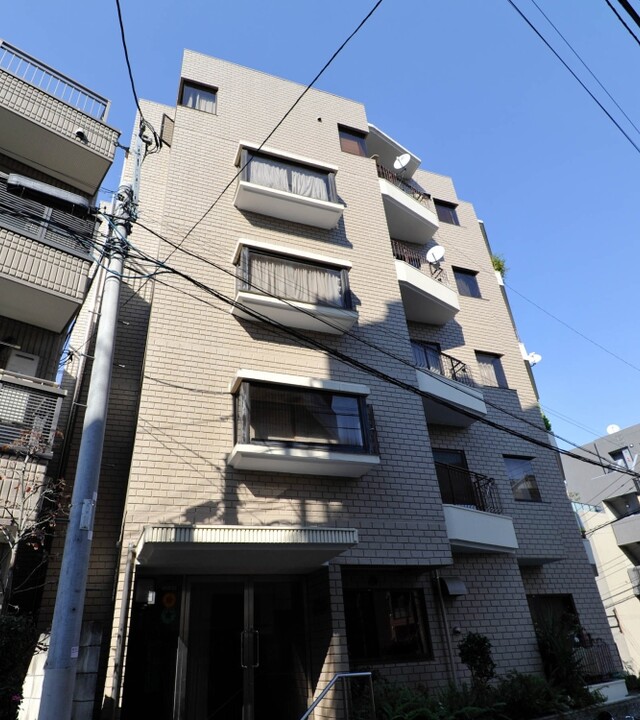 グランシャトレフェニックス小石川のエントランス・共用部