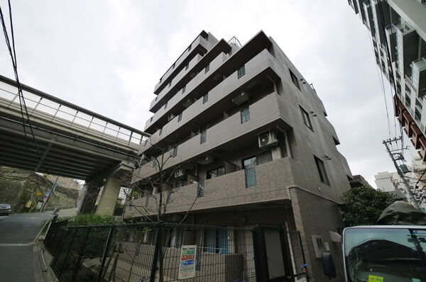 日神パレステージ音羽の外観写真 - 文京区音羽1丁目19番27号