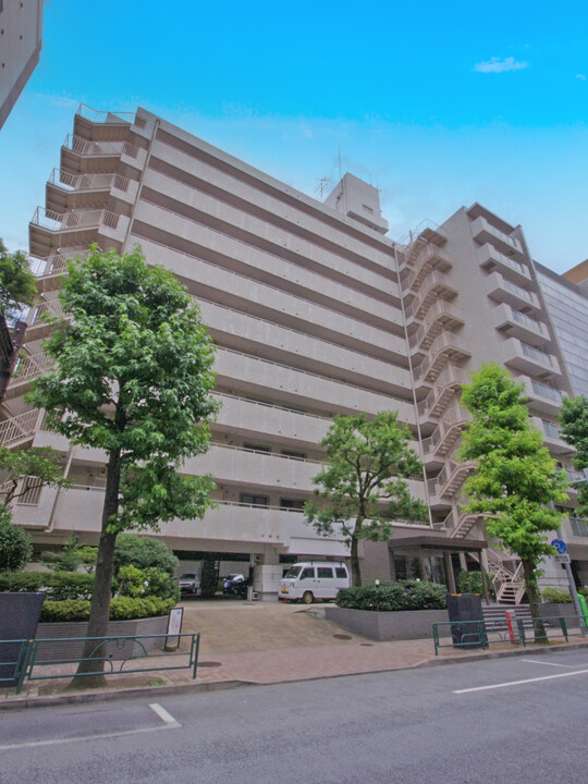 チュリス西麻布のエントランス・共用部