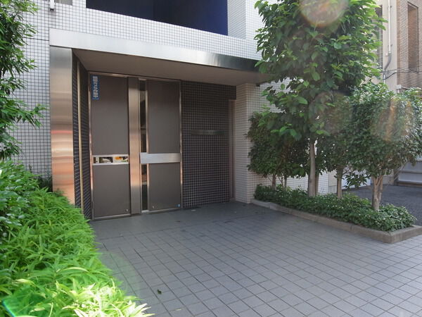 アドレスガーデン代官山の外観写真 - 渋谷区代官山町16番5号