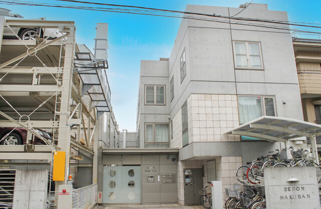 セボン白山の外観写真 - 文京区白山1丁目27番6号