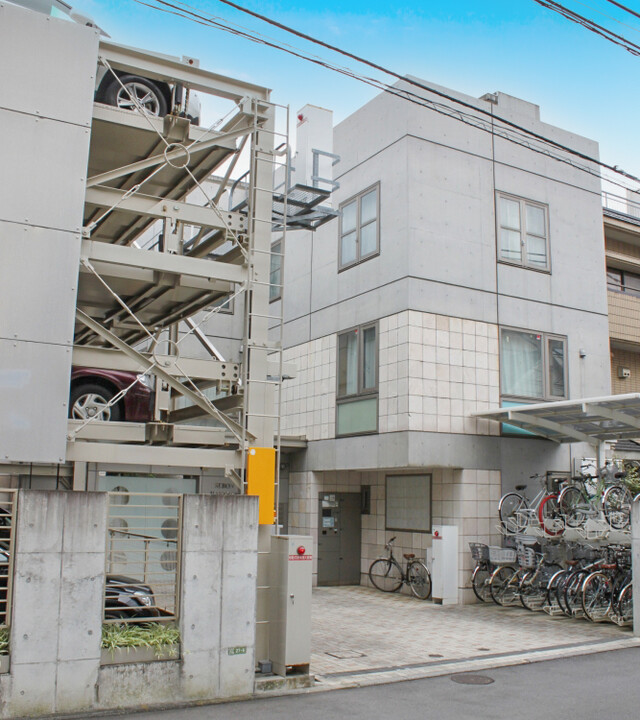 セボン白山のエントランス・共用部