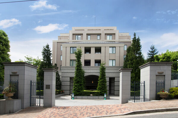 麻布霞町パークマンション 外観(2025年撮影)