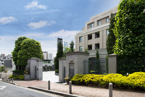 麻布霞町パークマンションのエントランス・共用部