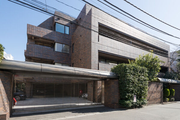 北青山パークマンションのエントランス・共用部