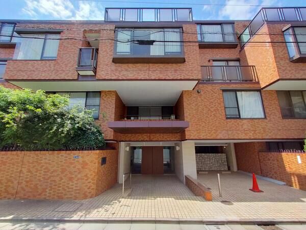 ジャルダン元麻布の外観写真 - 港区元麻布2丁目10番10号