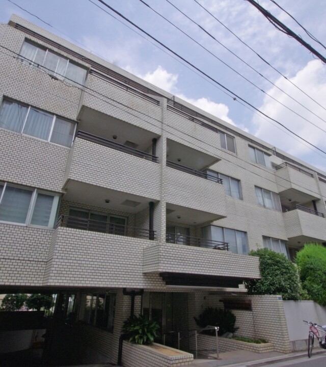 ロイヤル白金ガーデンの写真 6枚目