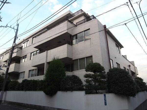 ロイヤル白金ガーデンの写真 8枚目