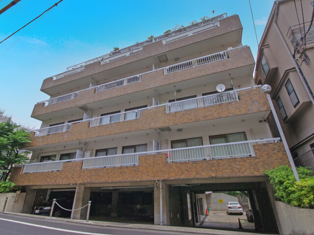 ボーン赤坂のエントランス・共用部