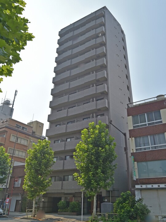 ルーブル白金高輪の外観写真 - 港区三田5丁目13番11号