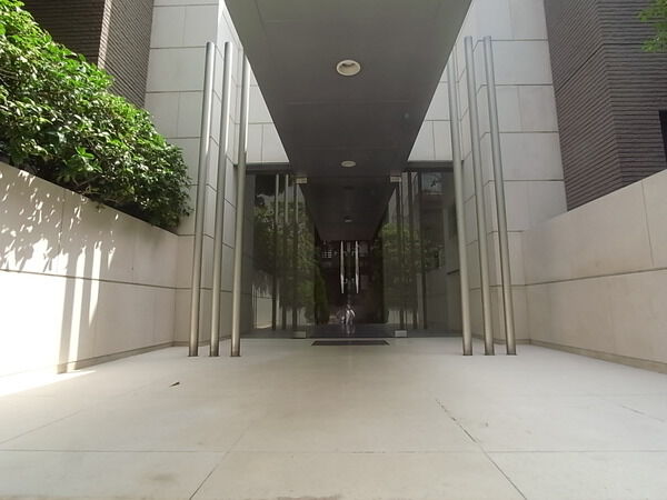 イースタンホームズ広尾のエントランス・共用部