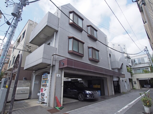 日興ロイヤルパレス元麻布のエントランス・共用部