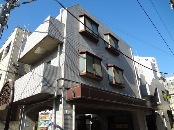 日興ロイヤルパレス元麻布の外観写真 - 港区元麻布2丁目1番13号