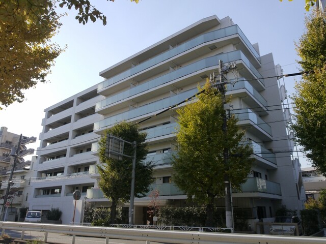 プレシス代々木公園の外観写真 - 渋谷区代々木5丁目59番8号