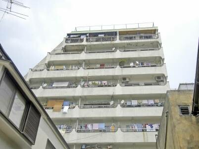 神楽坂サニーマンションの外観写真 - 文京区関口1丁目1番5号