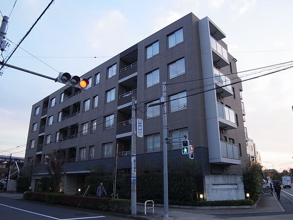 グランスイート二子玉川スタイルフォートの外観写真 - 世田谷区上野毛2丁目23番26号