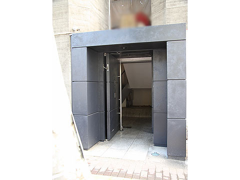 ニュー東和ビルの写真 3枚目