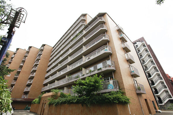 代々木の杜ハイツ 外観（2025年撮影）