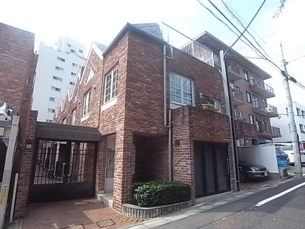 セボンブリックス西片の外観写真 - 文京区西片1丁目14番11号