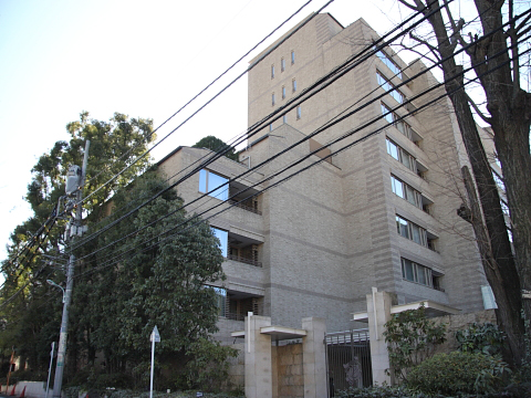 ザ・ハウス南麻布の外観写真 - 港区南麻布5丁目2番5号