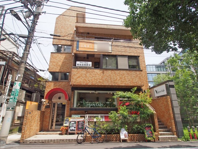 広尾アーバンの外観写真 - 港区南麻布4丁目5番65号