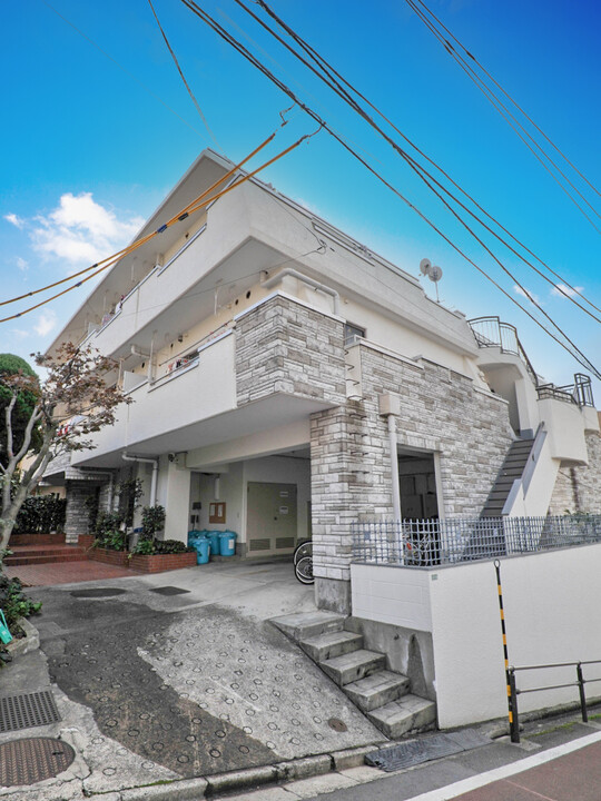 ニチメン本郷ハイツのエントランス・共用部