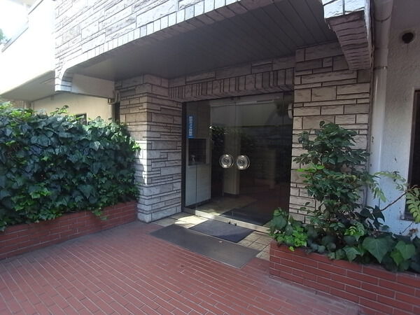 ニチメン本郷ハイツの写真 4枚目