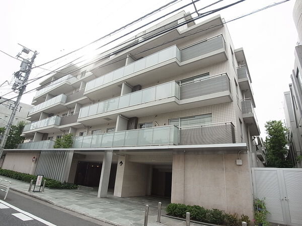 南平台ハウスのエントランス・共用部