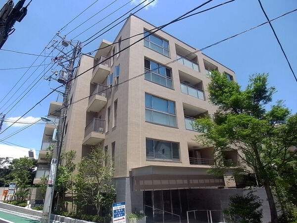 ブランズ本郷真砂の外観写真 - 文京区本郷4丁目10番6号