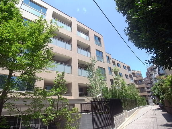 ブランズ本郷真砂の写真 3枚目