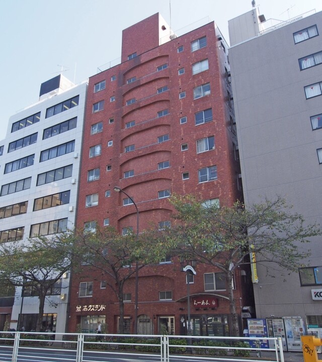 広尾エイティのエントランス・共用部