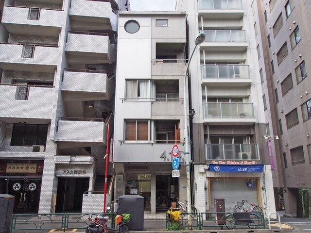 ロイヤルパレス広尾の外観写真 - 港区南麻布4丁目14番1号