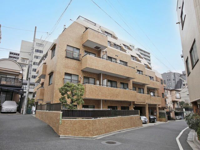 ライオンズマンション新大塚の外観写真 - 文京区大塚6丁目2番5号